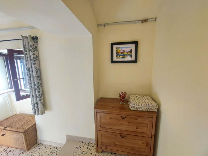 Image No.48-5 Bed Villa / Detached for sale