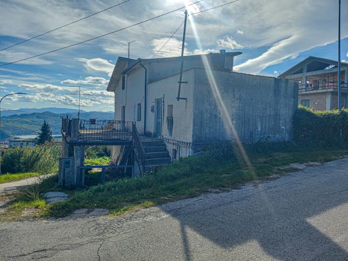 Image No.8-3 Bed Country House for sale