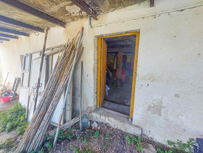 Image No.38-3 Bed Country House for sale