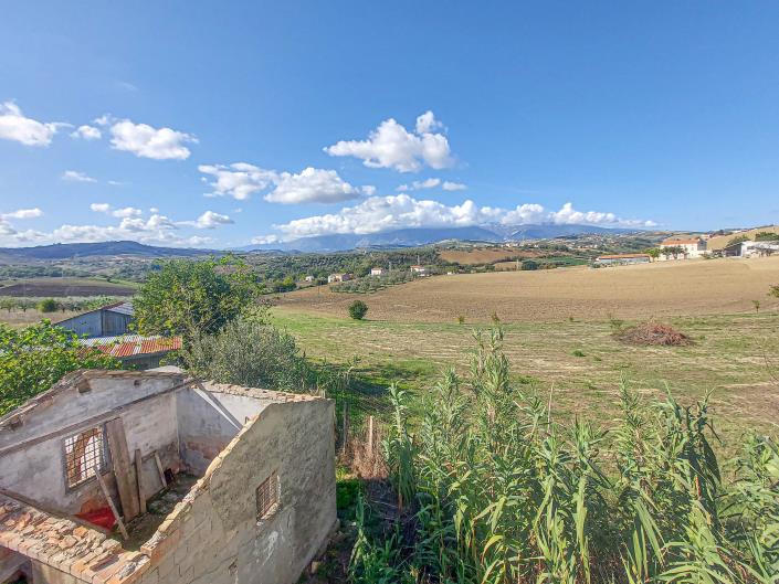 Image No.6-2 Bed Country Property for sale