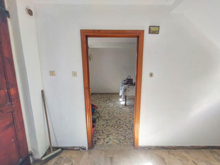 Image No.21-2 Bed Country Property for sale