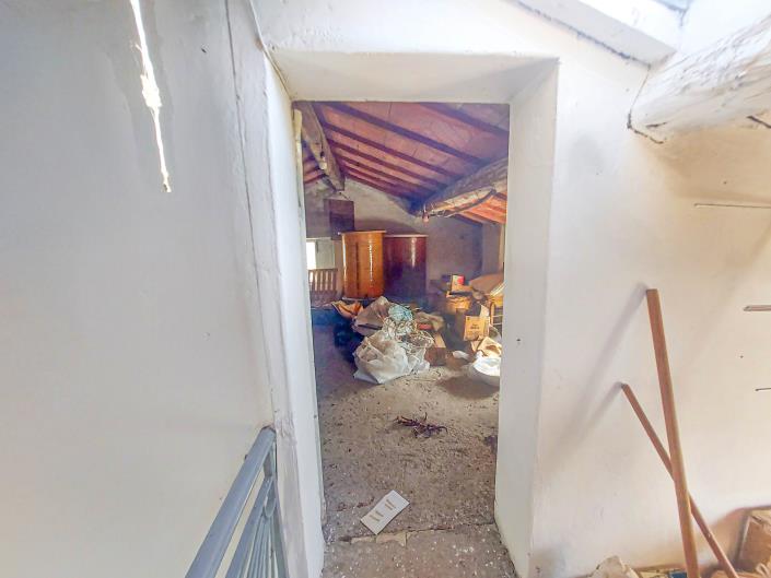 Image No.45-2 Bed Country Property for sale