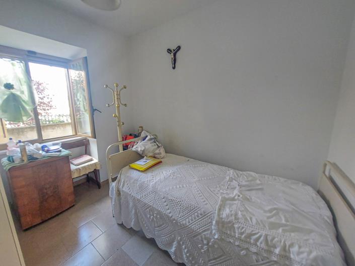 Image No.20-3 Bed House for sale