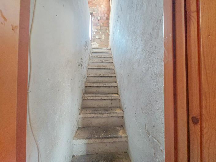 Image No.43-3 Bed House for sale