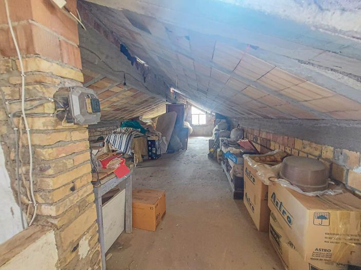 Image No.46-3 Bed House for sale