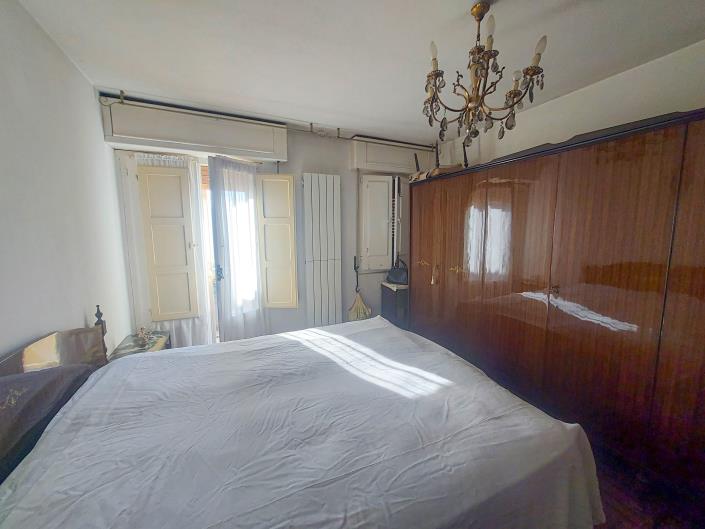 Image No.4-2 Bed Townhouse for sale