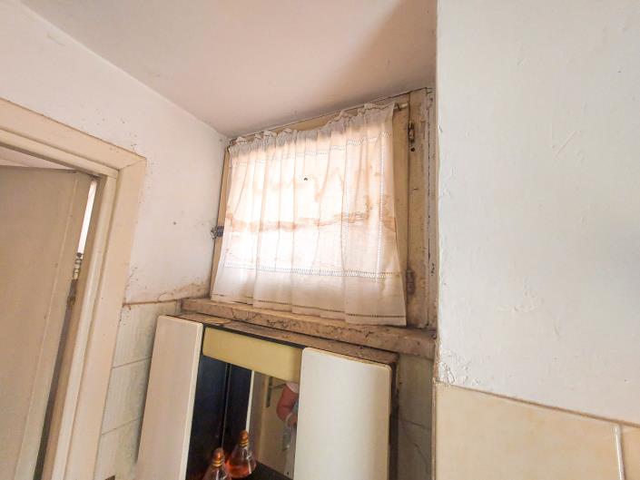 Image No.22-2 Bed Townhouse for sale