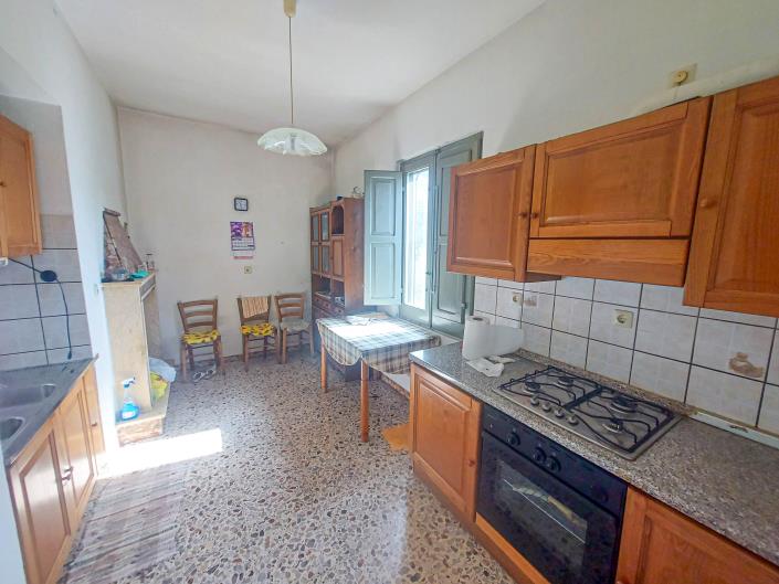 Image No.8-3 Bed Country Property for sale