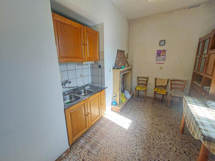 Image No.9-3 Bed Country Property for sale