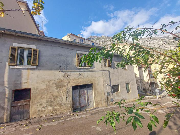 Image No.2-1 Bed Townhouse for sale