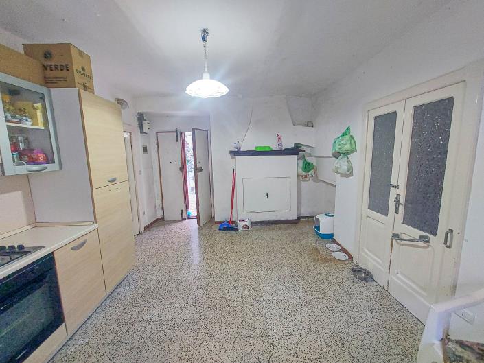 Image No.9-1 Bed Townhouse for sale