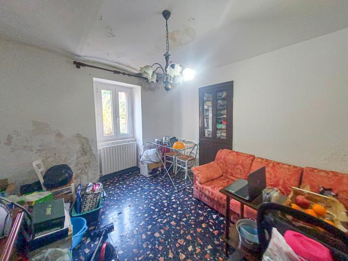 Image No.10-1 Bed Townhouse for sale