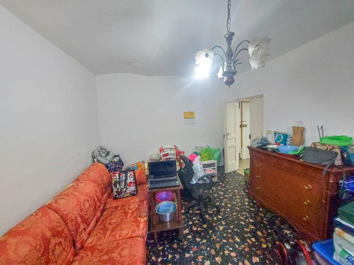 Image No.11-1 Bed Townhouse for sale