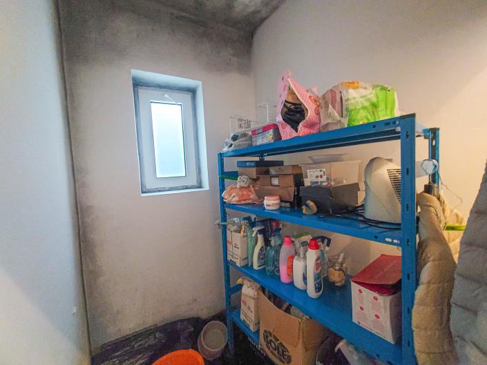 Image No.14-1 Bed Townhouse for sale