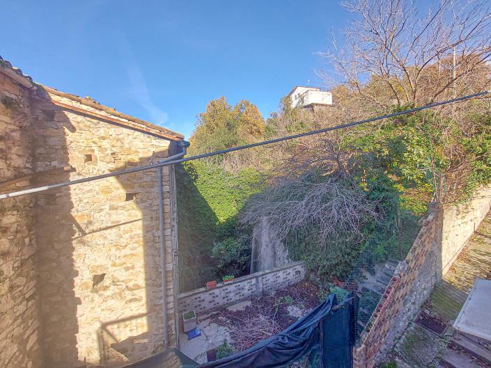 Image No.30-3 Bed Townhouse for sale