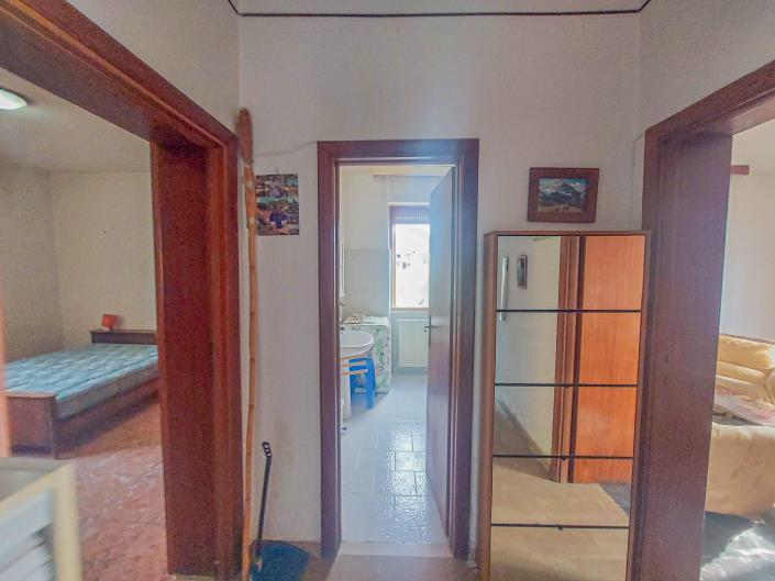 Image No.11-2 Bed Country Property for sale