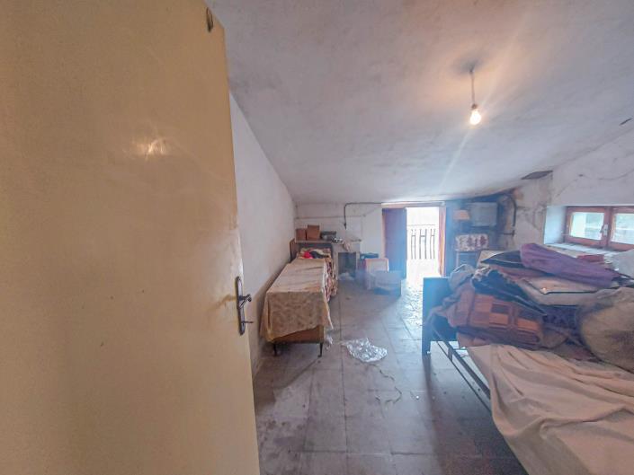 Image No.24-2 Bed Country Property for sale