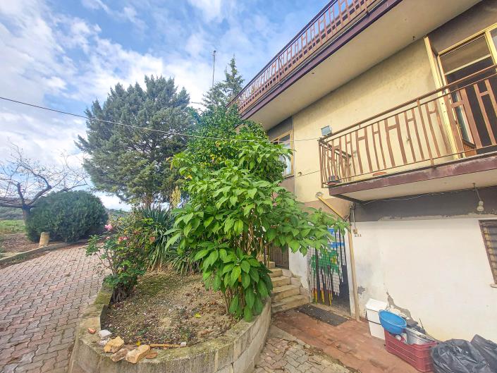 Image No.39-2 Bed Country Property for sale