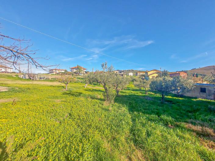 Image No.43-2 Bed Country Property for sale