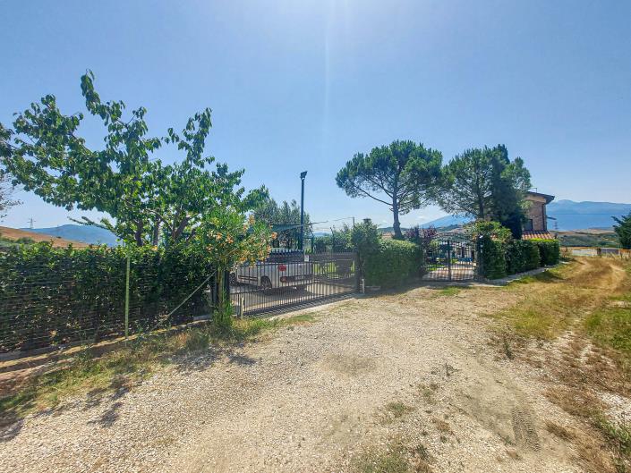 Image No.7-2 Bed Villa for sale