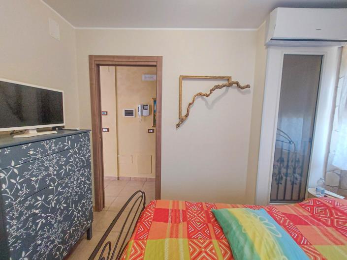 Image No.37-2 Bed Villa for sale