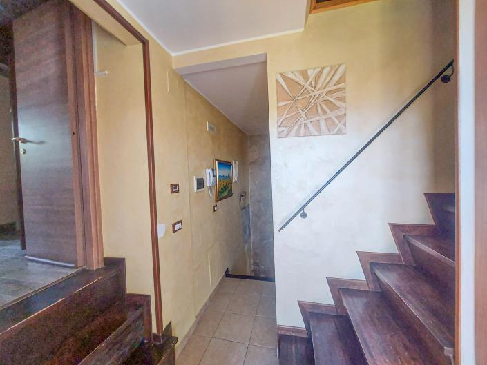 Image No.41-2 Bed Villa for sale