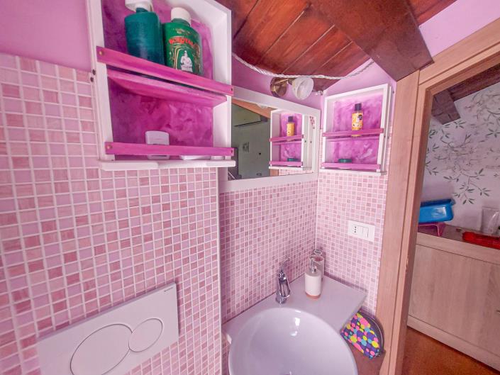 Image No.51-2 Bed Villa for sale