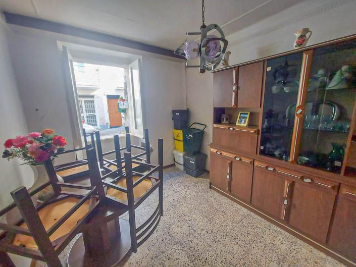 Image No.15-2 Bed Townhouse for sale