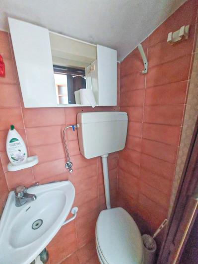 Image No.15-5 Bed Townhouse for sale