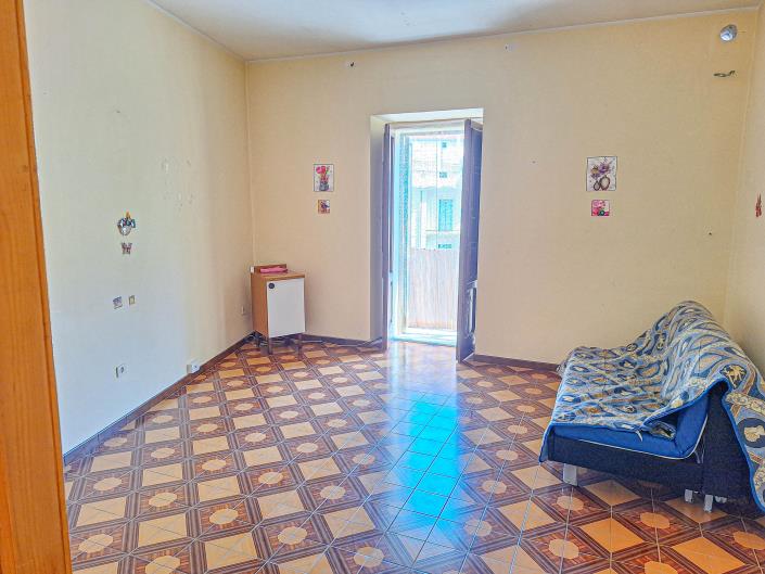 Image No.7-2 Bed Townhouse for sale