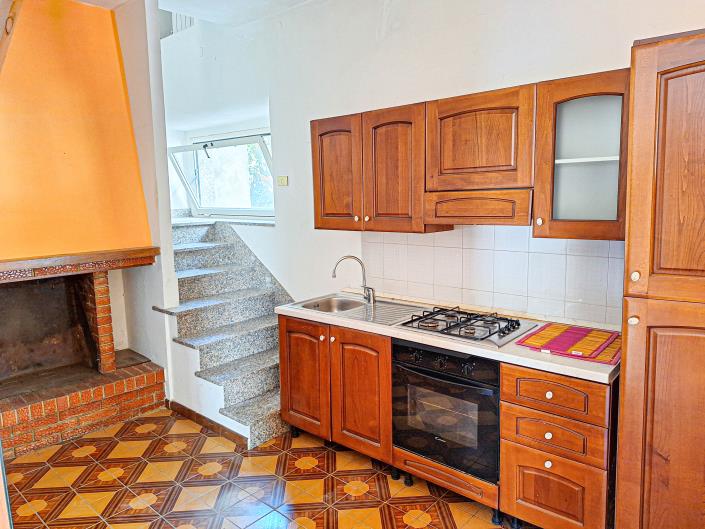 Image No.13-2 Bed Townhouse for sale