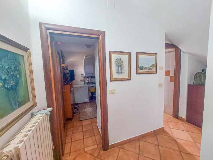 Image No.24-3 Bed Villa for sale