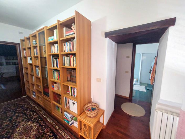 Image No.38-3 Bed Villa for sale