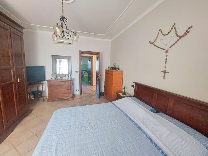 Image No.28-2 Bed Villa for sale