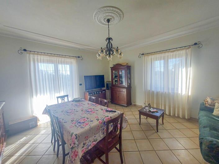 Image No.14-2 Bed Villa for sale