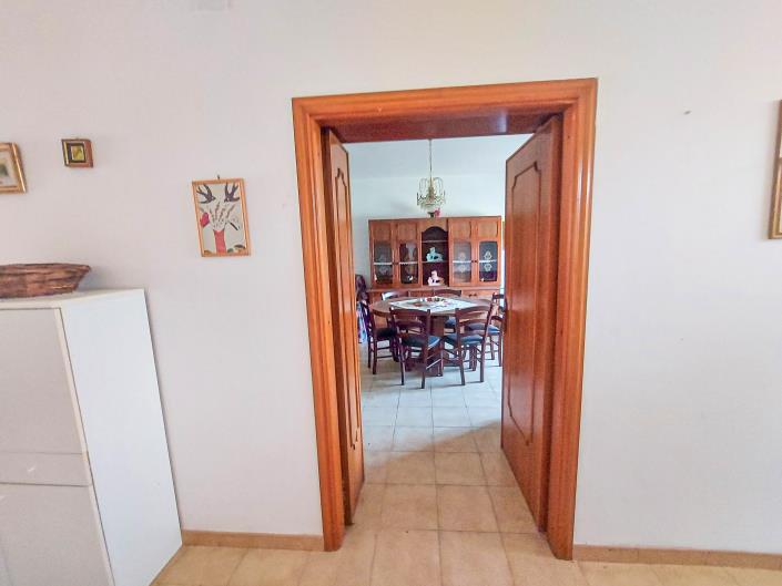 Image No.9-2 Bed Villa / Detached for sale