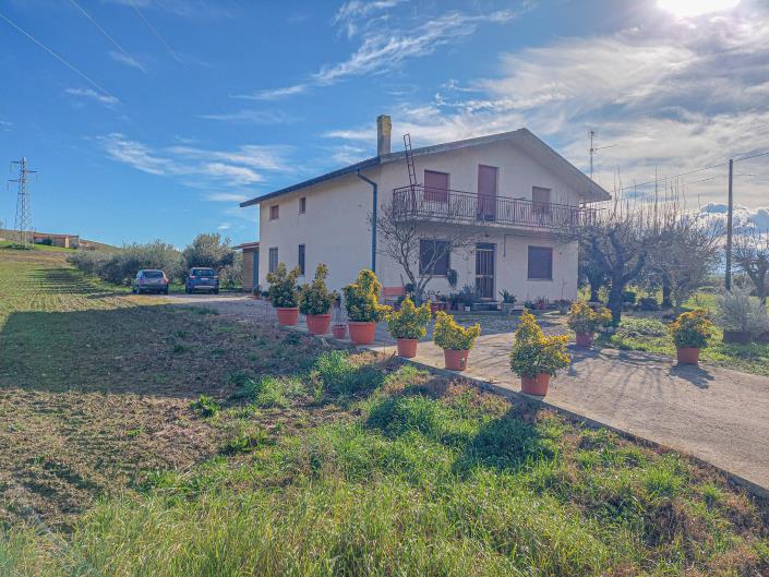 Image No.4-2 Bed Villa / Detached for sale