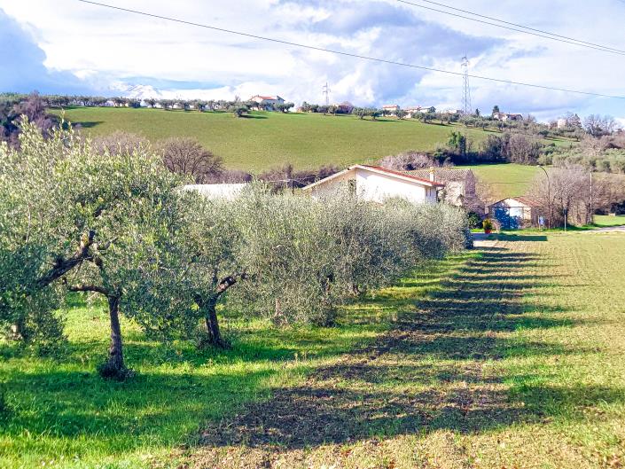 Image No.47-2 Bed Villa / Detached for sale