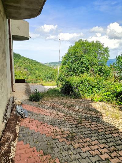 Image No.42-4 Bed Country Property for sale