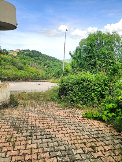 Image No.43-4 Bed Country Property for sale