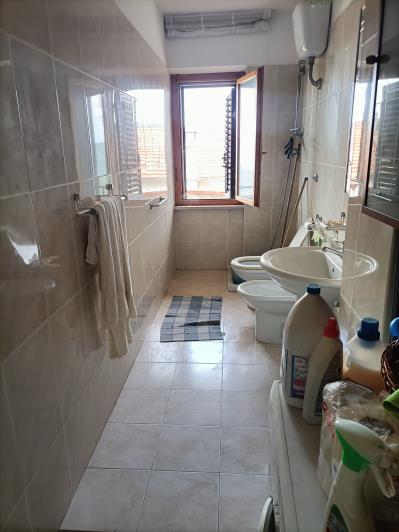 Image No.18-4 Bed Country Property for sale