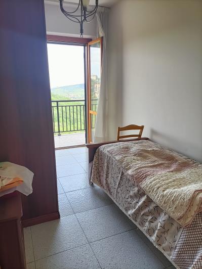 Image No.22-4 Bed Country Property for sale