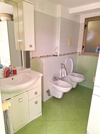 Image No.11-3 Bed Villa / Detached for sale