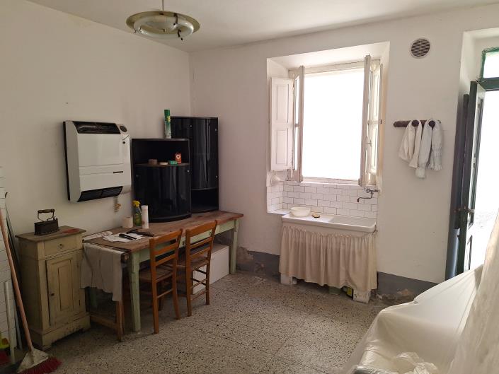 Image No.3-3 Bed Country House for sale