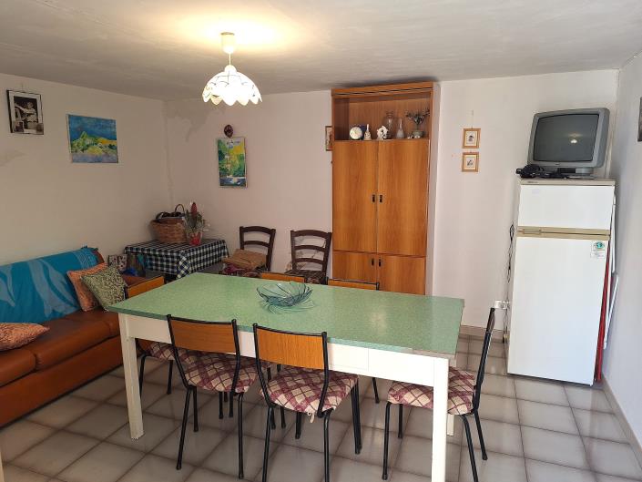 Image No.5-2 Bed Semi-Detached for sale