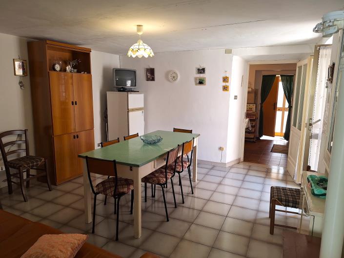 Image No.6-2 Bed Semi-Detached for sale