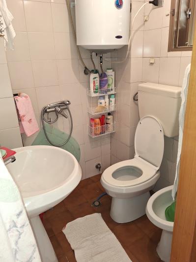 Image No.13-2 Bed Semi-Detached for sale