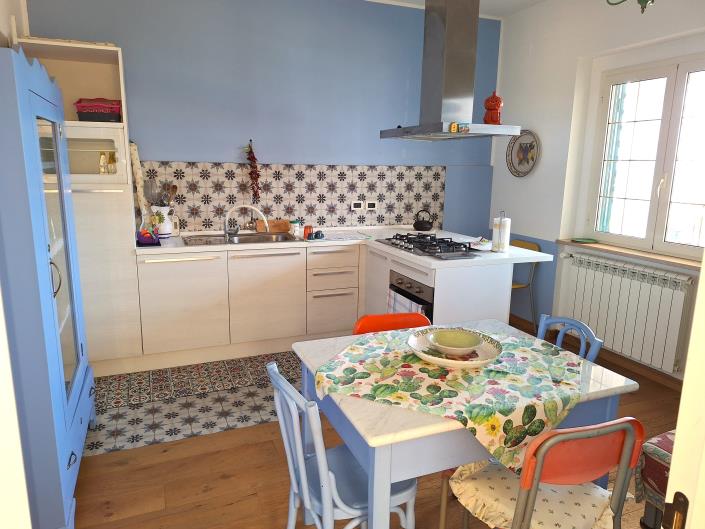 Image No.24-3 Bed Villa / Detached for sale