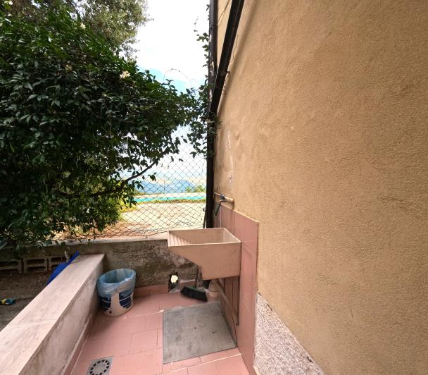 Image No.29-2 Bed Semi-Detached for sale