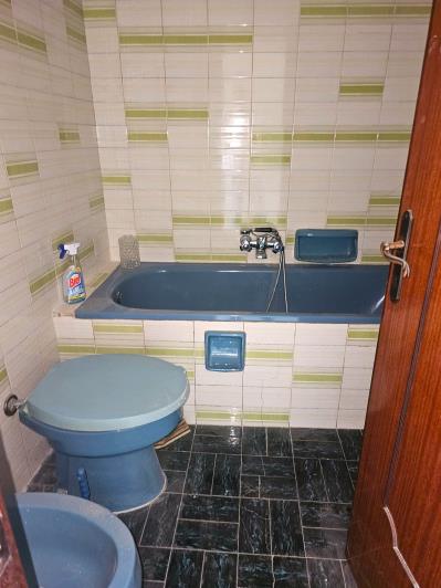 Image No.15-2 Bed Semi-Detached for sale